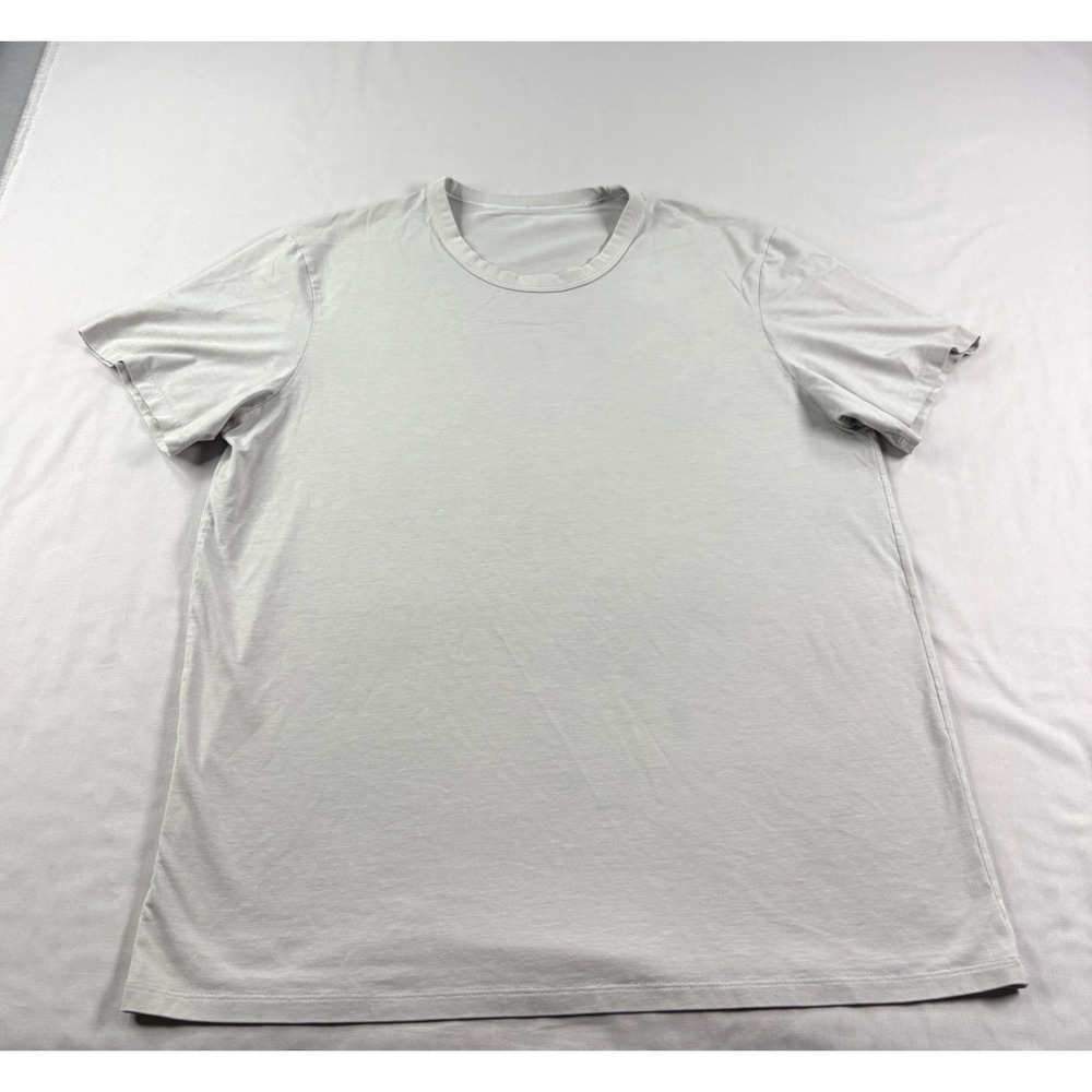 Lululemon Shirt Mens Large Gray Performance Crew Neck Athleisure Gym Casual